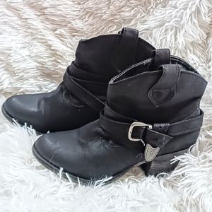 Rocket Dog Satire Black Booties, Ankle Boots women's 7.5